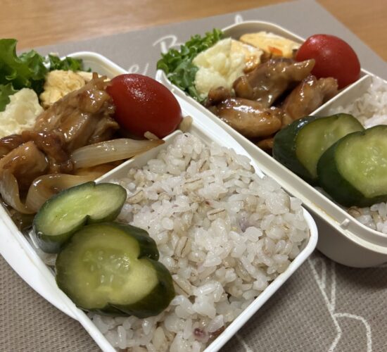 10月26日(月)／鶏ももといんげんと玉葱の甘酢あんかけ、卵焼き、ポテトサラダ